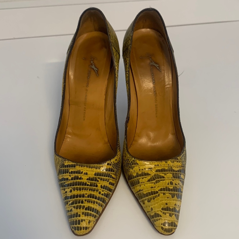 Giuseppe Zanotti Vicini Yellow Snakeskin Pumps Size 39